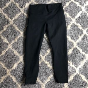 Black Fabletics Leggings